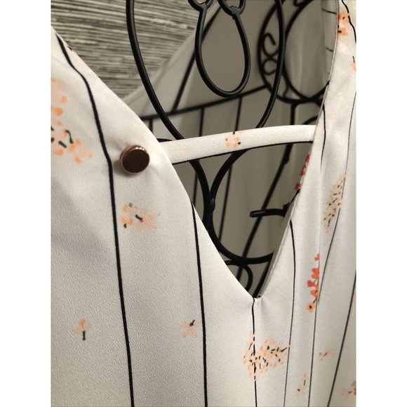 2X Plus Floral Striped Top Blouse Short Sleeve - Picture 4 of 7